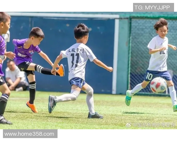 汕头花式足球明星的精彩瞬间与成长故事展现足球魅力与青春活力